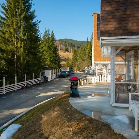 Villa Freeman-2 весь триповерховий для 10гостей